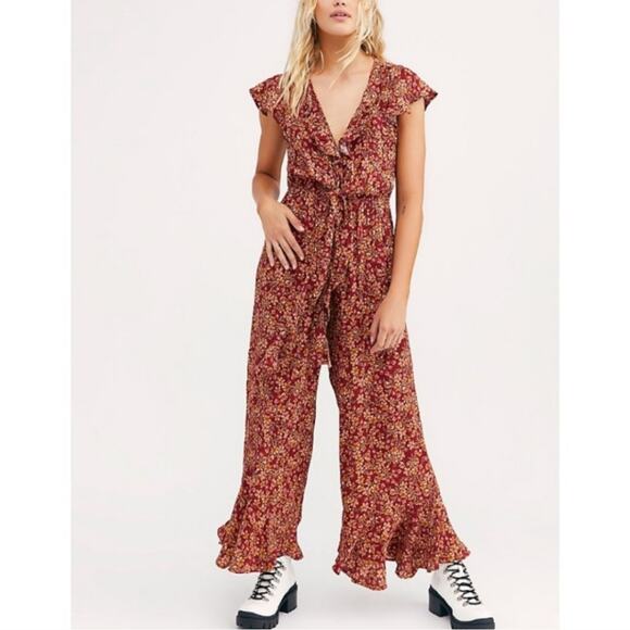 Kivari Quinn Tie Front Ruffle Jumpsuit Free People Capri Floral Jumpsuit - Picture 1 of 11